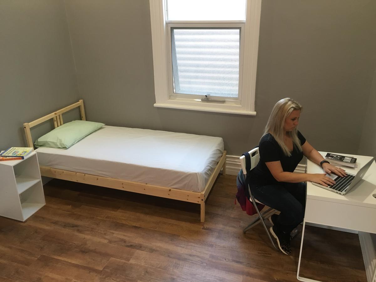 Cozzystay Accommodation Perth Bagian luar foto